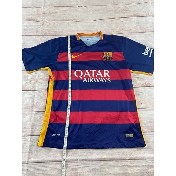 Nike Qatar Barcelona FCB Women's T Shirt - XL - Picture 6 of 12